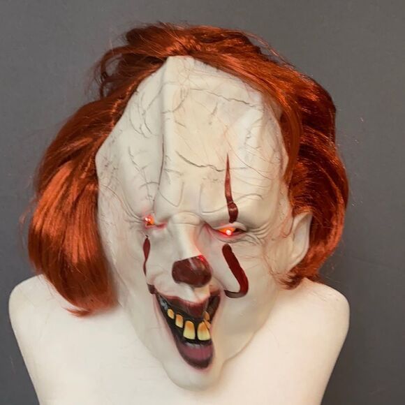 Adult Unisex LED Light Up Eyes Scary Halloween Clown Latex Mask NEW Pennywise IT - Picture 1 of 6